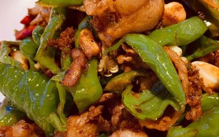 中秋家宴硬菜：桂花蒸鸭的团圆味道
