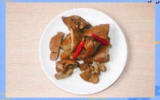 蒸鸭与民俗：各地节日里的鸭肉仪式