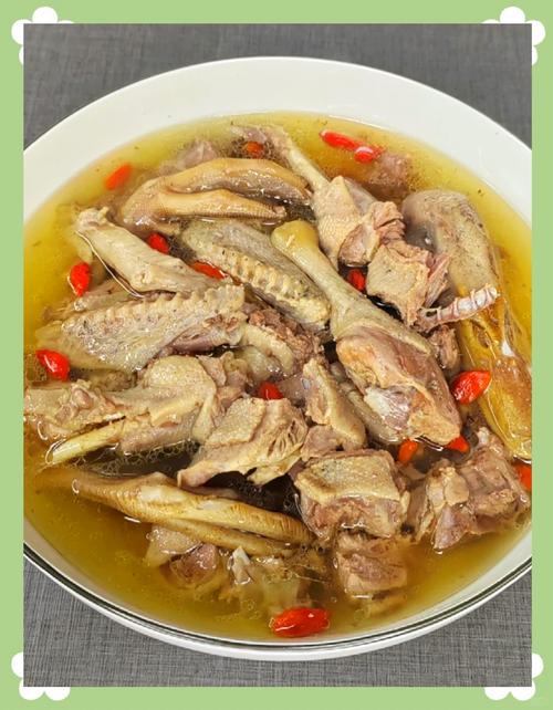 婺源农家蒸鸭：柴火灶里的家乡味道，妈妈的手艺传承-第1张图片-久信息网